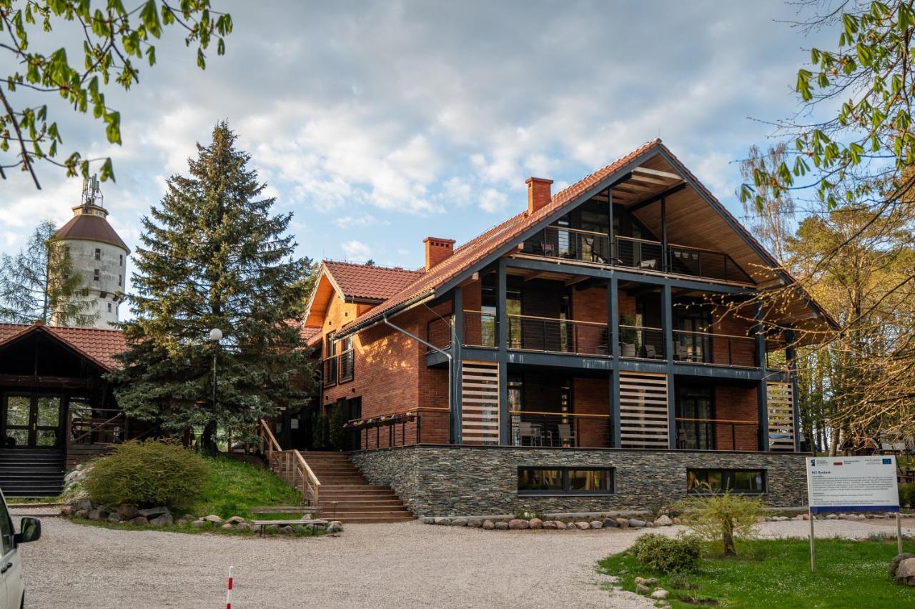 Roza Wiatrow Hotel Wegorzewo Exterior photo