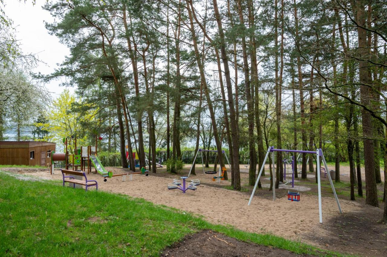 Roza Wiatrow Hotel Wegorzewo Exterior photo